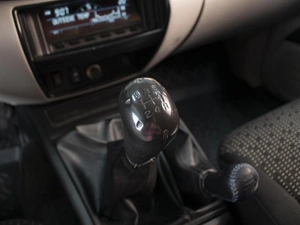 Пикап Mitsubishi L200 2012 года, 1120000 рублей, Омск