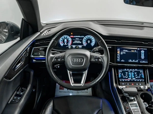 Внедорожник Audi Q8 2019 года, 5950000 рублей, Красноярск