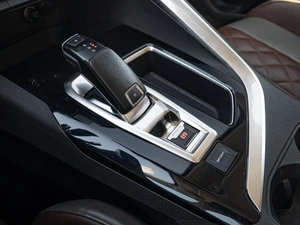 Внедорожник Peugeot 5008 2019 года, 1599000 рублей, Краснодар