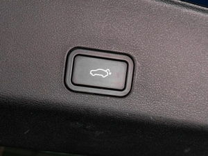 Внедорожник Geely Monjaro 2023 года, 3499000 рублей, Тюмень