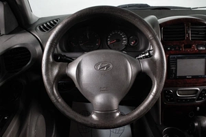 Внедорожник Hyundai Santa Fe 2004 года, 399000 рублей, Сургут