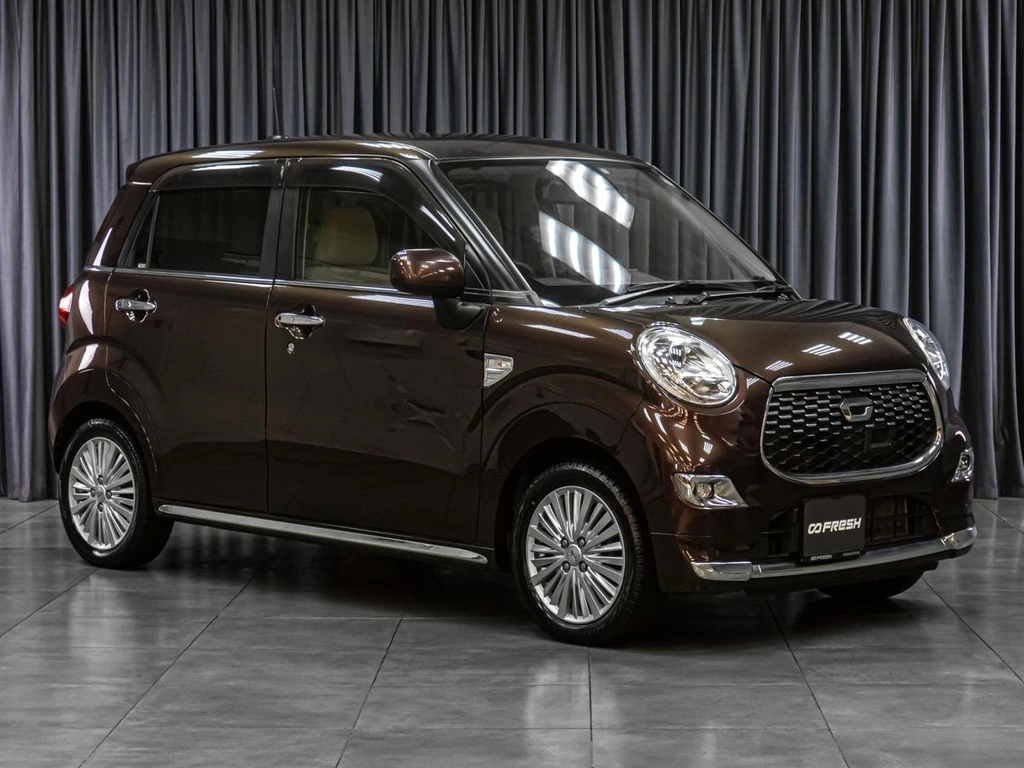 Хетчбэк Daihatsu Cast 2017 года, 769000 рублей, Тюмень