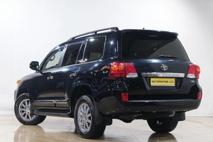 Внедорожник Toyota Land Cruiser 2013 года, 4799000 рублей, Новокузнецк