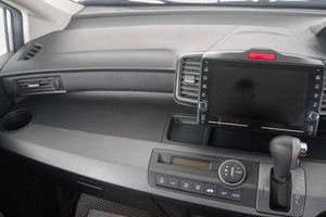 Минивэн Honda Freed 2010 года, 1039000 рублей, Кемерово