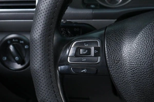 Минивэн Volkswagen Touran 2010 года, 839000 рублей, Челябинск
