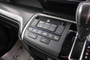 Минивэн Honda Stepwgn Spada 2016 года, 1999000 рублей, Красноярск