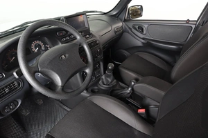 Внедорожник ВАЗ (LADA) Niva Travel 2024 года, 1339000 рублей, Пермь