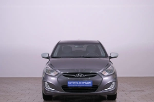 Седан Hyundai Solaris 2012 года, 869000 рублей, Омск