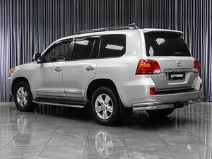 Внедорожник Toyota Land Cruiser 2012 года, 3594000 рублей, Тюмень
