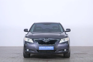 Седан Toyota Camry 2006 года, 989000 рублей, Омск