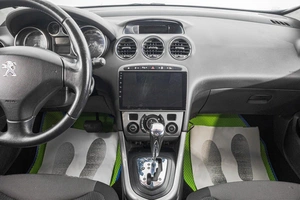 Хетчбэк Peugeot 308 2011 года, 539000 рублей, Барнаул