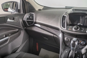 Внедорожник Ford Kuga 2013 года, 1349000 рублей, Томск