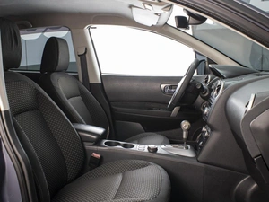 Внедорожник Nissan Qashqai 2007 года, 820000 рублей, Омск