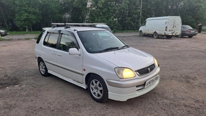 Минивэн Toyota Raum 2000 года, 280000 рублей, Красноярск