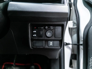 Минивэн Honda Freed 2013 года, 1199000 рублей, Красноярск