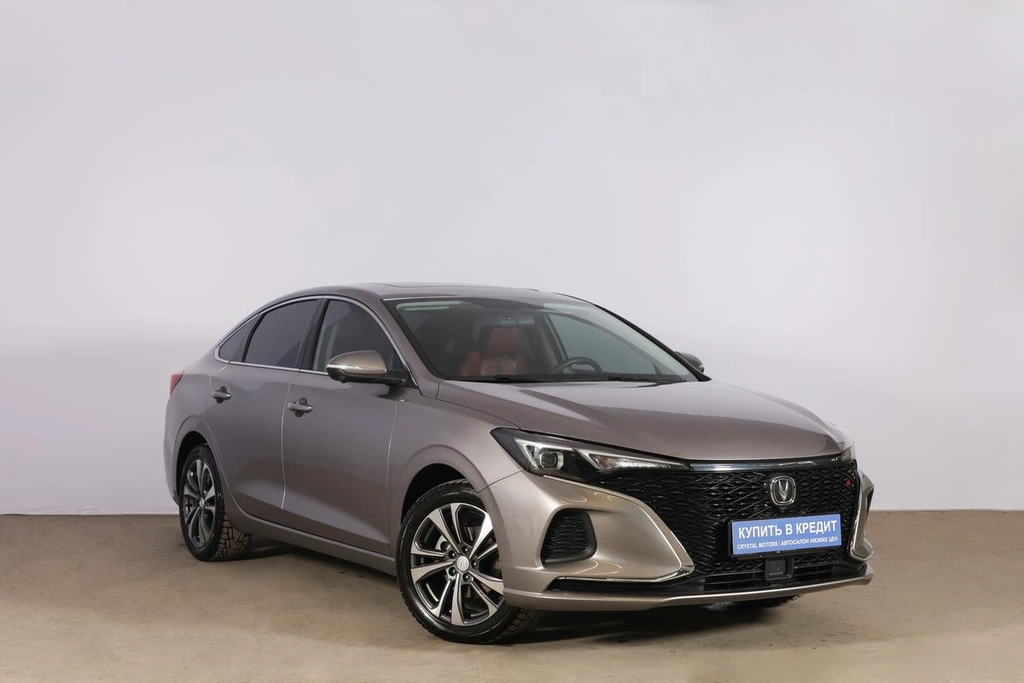 Седан Changan Eado Plus 2023 года, 1889000 рублей, Новосибирск