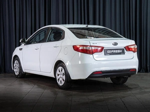 Седан Kia Rio 2012 года, 874000 рублей, Волгоград