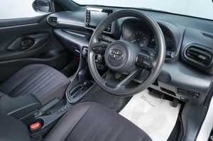 Хетчбэк Toyota Yaris 2020 года, 1279000 рублей, Челябинск