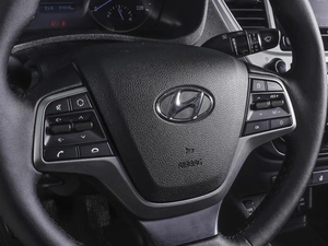 Седан Hyundai Solaris 2019 года, 1519000 рублей, Ростов-на-Дону