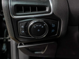 Хетчбэк Ford Focus 2011 года, 1049000 рублей, Воронеж