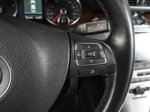 Седан Volkswagen Passat 2012 года, 1159000 рублей, Воронеж