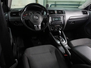 Седан Volkswagen Jetta 2013 года, 1369000 рублей, Воронеж