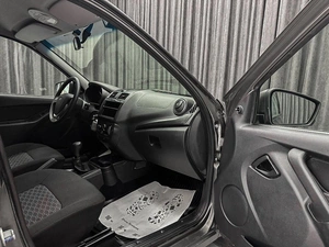 Седан ВАЗ (LADA) Granta 2019 года, 595000 рублей, Красноярск