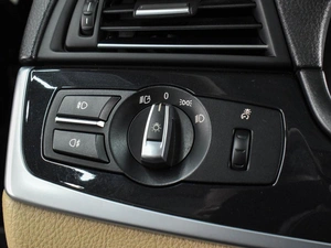 Седан BMW 5 серия 2013 года, 1549000 рублей, Воронеж