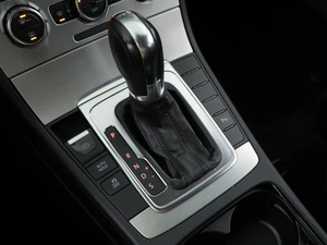 Седан Volkswagen Passat 2012 года, 1350050 рублей, Москва