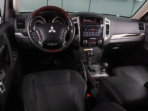 Внедорожник Mitsubishi Pajero 2019 года, 3710000 рублей, Воронеж