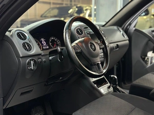 Внедорожник Volkswagen Tiguan 2013 года, 1547000 рублей, Красноярск