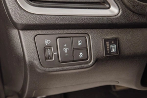 Седан Hyundai Solaris 2018 года, 819000 рублей, Челябинск