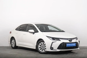 Седан Toyota Corolla 2021 года, 2139000 рублей, Томск