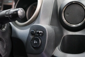 Хетчбэк Honda Fit 2011 года, 979000 рублей, Омск