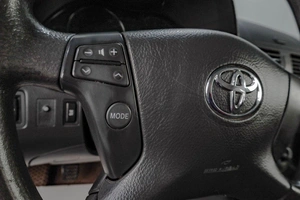 Седан Toyota Avensis 2007 года, 849000 рублей, Челябинск