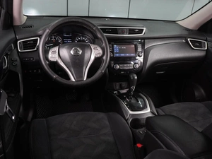 Внедорожник Nissan X-Trail 2016 года, 1619000 рублей, Воронеж