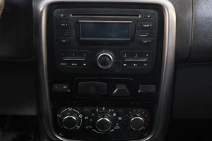 Внедорожник Renault Duster 2012 года, 899000 рублей, Омск