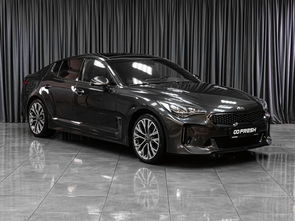 Лифтбек Kia Stinger 2019 года, 2399000 рублей, Тюмень