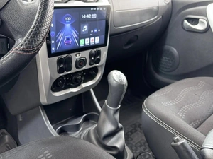 Хетчбэк Renault Sandero 2014 года, 657000 рублей, Орёл