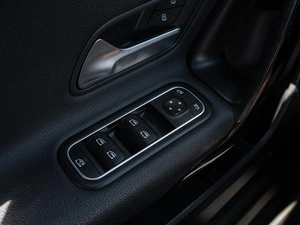 Седан Mercedes-benz A-класс 2019 года, 2420000 рублей, Краснодар