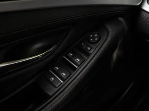 Седан BMW 5 серия 2016 года, 2230000 рублей, Краснодар