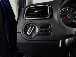 Седан Volkswagen Polo 2017 года, 1299000 рублей, Воронеж