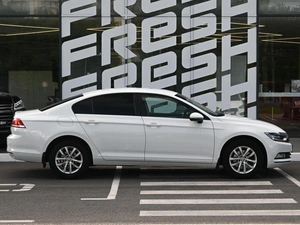 Седан Volkswagen Passat 2016 года, 1700000 рублей, Волгоград