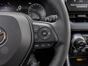 Внедорожник Toyota RAV4 2025 года, 4240000 рублей, Краснодар