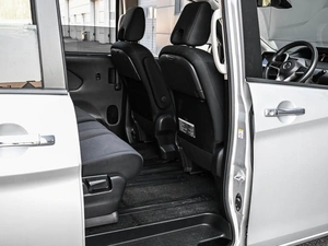 Минивэн Nissan Serena 2019 года, 2189000 рублей, Кирилловка