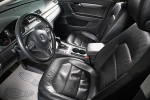 Седан Volkswagen Passat 2014 года, 1369000 рублей, Сургут