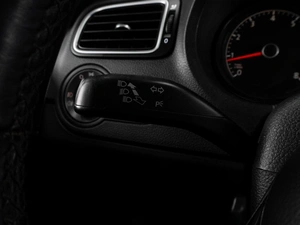 Седан Volkswagen Polo 2017 года, 1299000 рублей, Тюмень