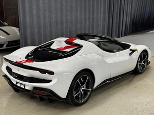 Кабриолет Ferrari 296 GTS 2023 года, 31990000 рублей, Павловская Слобода