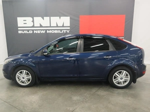Хэтчбек Ford Focus 2010 года, 810000 рублей, Курск