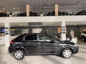 Хэтчбек Chevrolet Lacetti 2011 года, 715000 рублей, Орёл